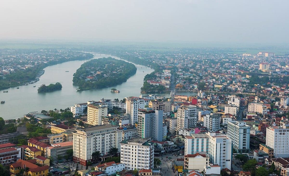Đại Việt Against the Empires